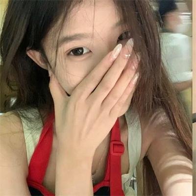 吞噬太阳的女子